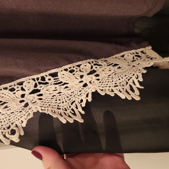 Pink Coconut Boutique, XXL, Olive Green Tunic - Picture 4 of 4